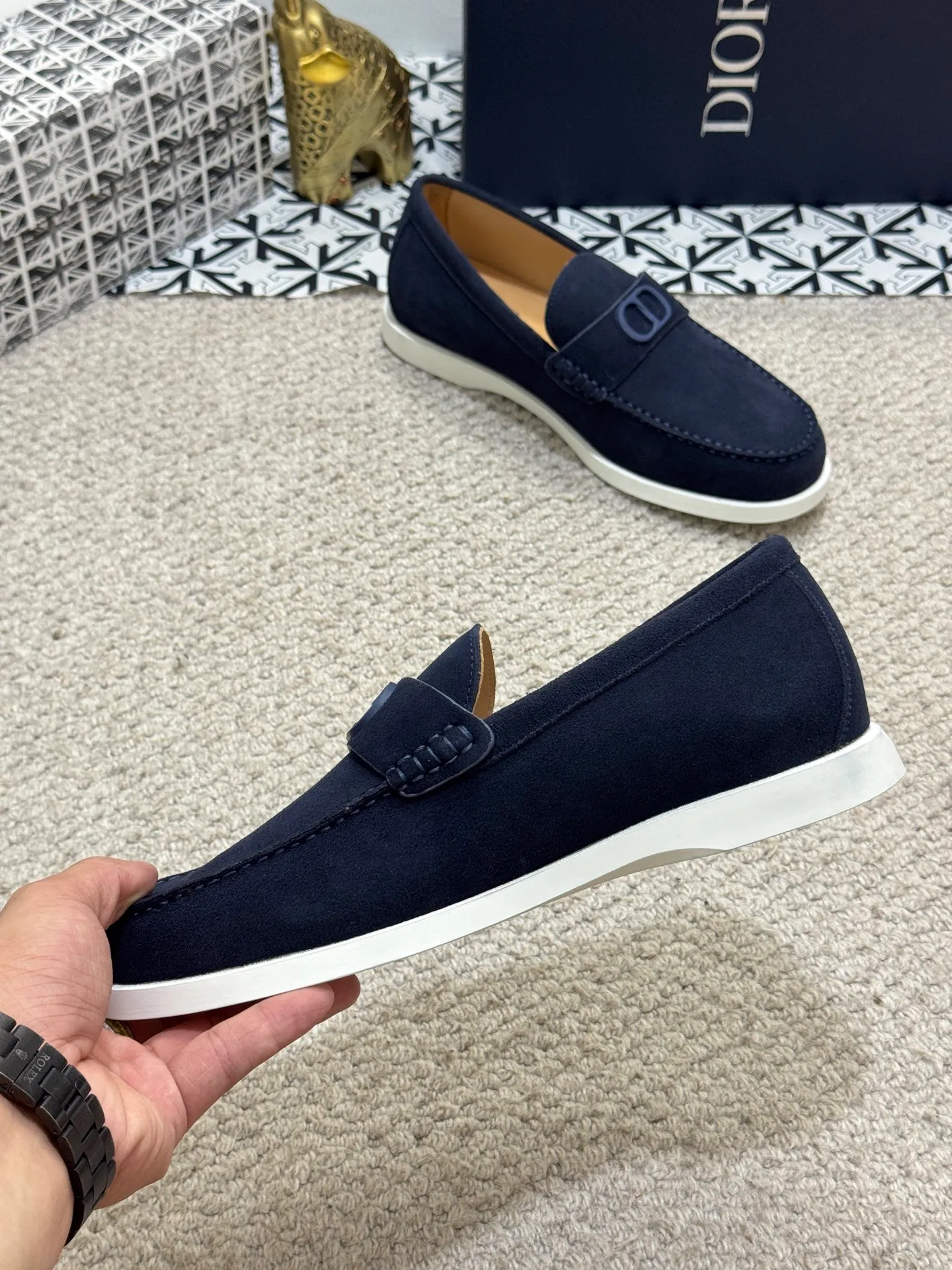 Men's men's shoes 💰480 [New style] 🍺🍺Dior men's casual shoes - a high version of the original one-to-one replica. It is a casual dress shoe. Crafted from luxuriously soft navy suede❤️‍🔥Cow leather lining💘Oblique printed panels on the upper. The lightweight white rubber sole adds sophistication, with an Oblique pattern engraved on the outsole and branding on the back. Size: 38-44 (45, 46 customized